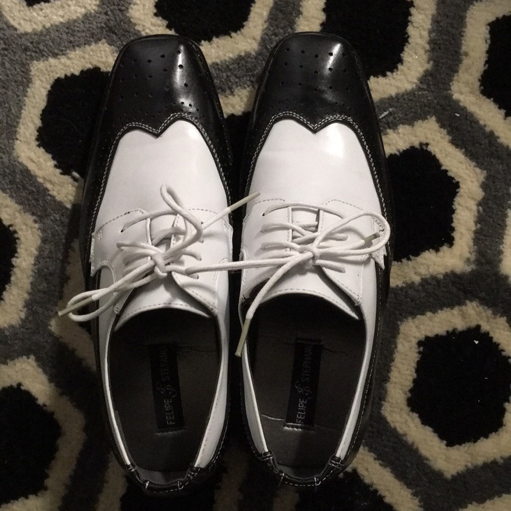 Tuxedo shoes